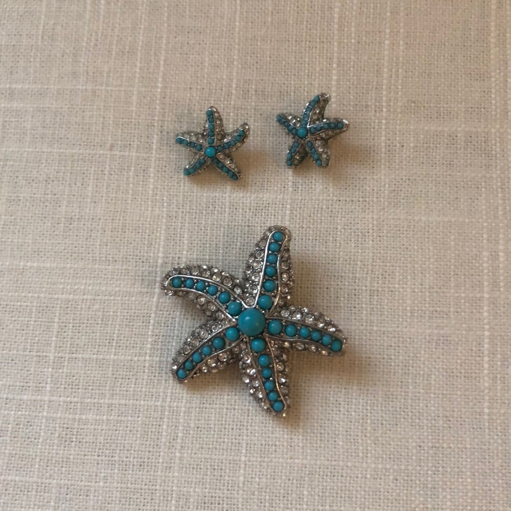 Starfish earrings with matching Pendant